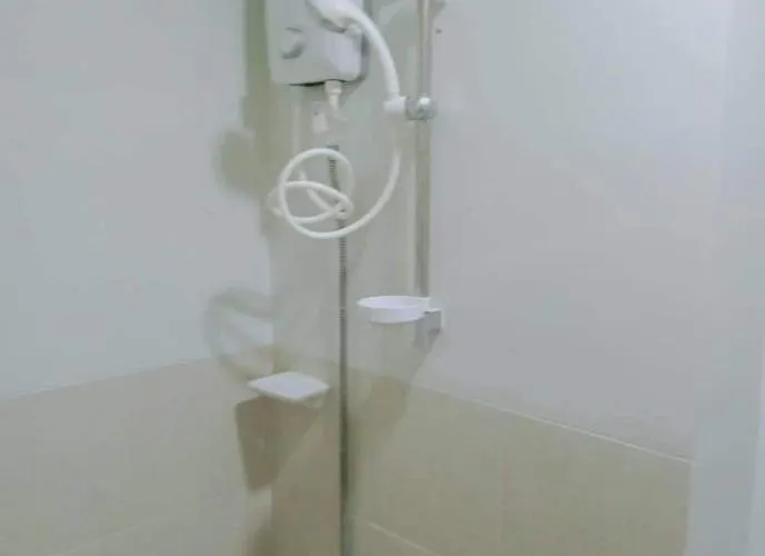 Trees Residences Fairview 1br With Balc Pool View Aparthotel *