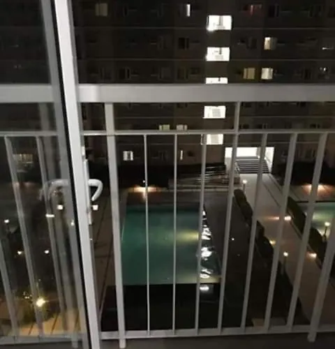 Aparthotel Trees Residences Fairview 1br With Balc Pool View
